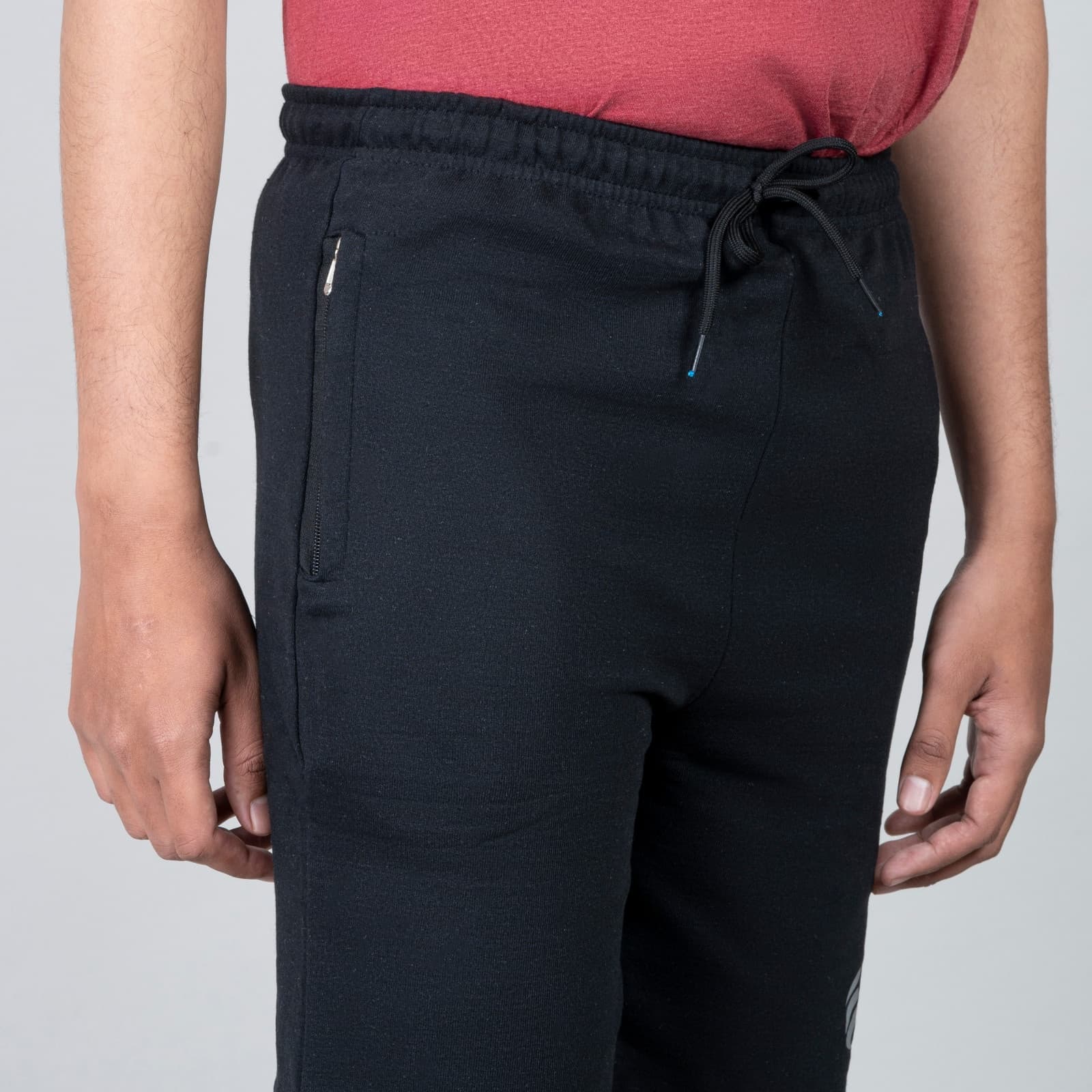 Single Zip Black Color Men Cotton Shorts