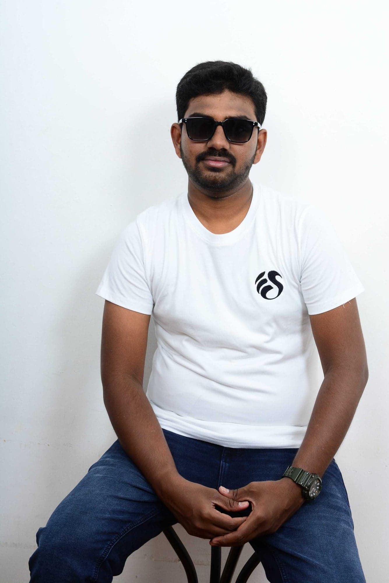Unisex T-Shirt with Logo Embroidery